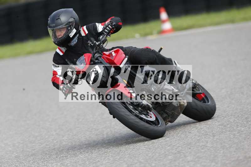 /Archiv-2025/39 03.08.2025 TIMMOT ADR/Gruppe C/78